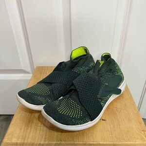 Nike Free Rn Motion Fly Knit Women’s sneakers size 7.5